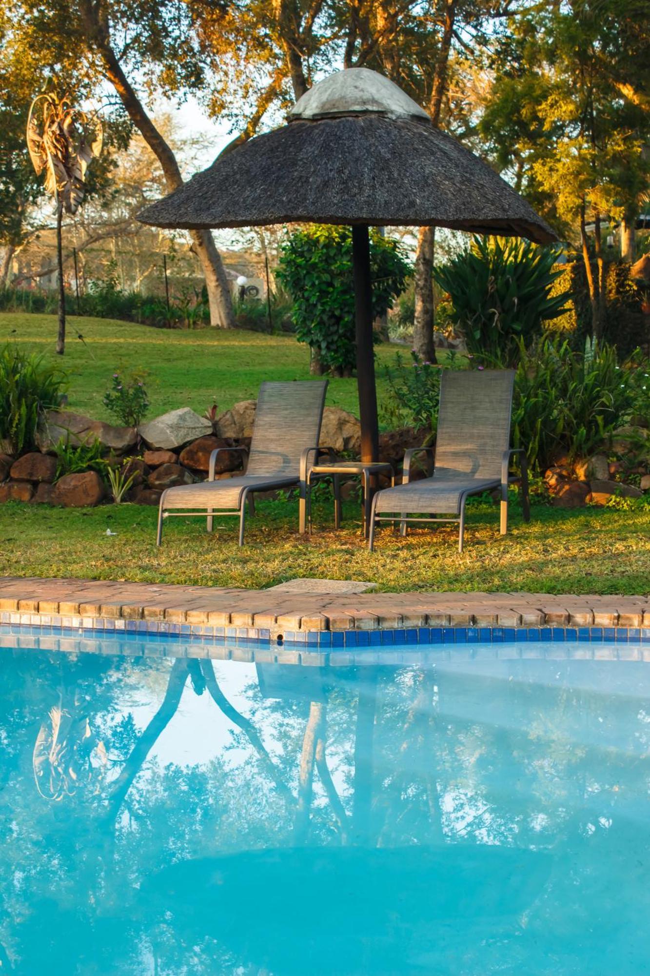 Ndalo Lodge Нелспрёйт Экстерьер фото