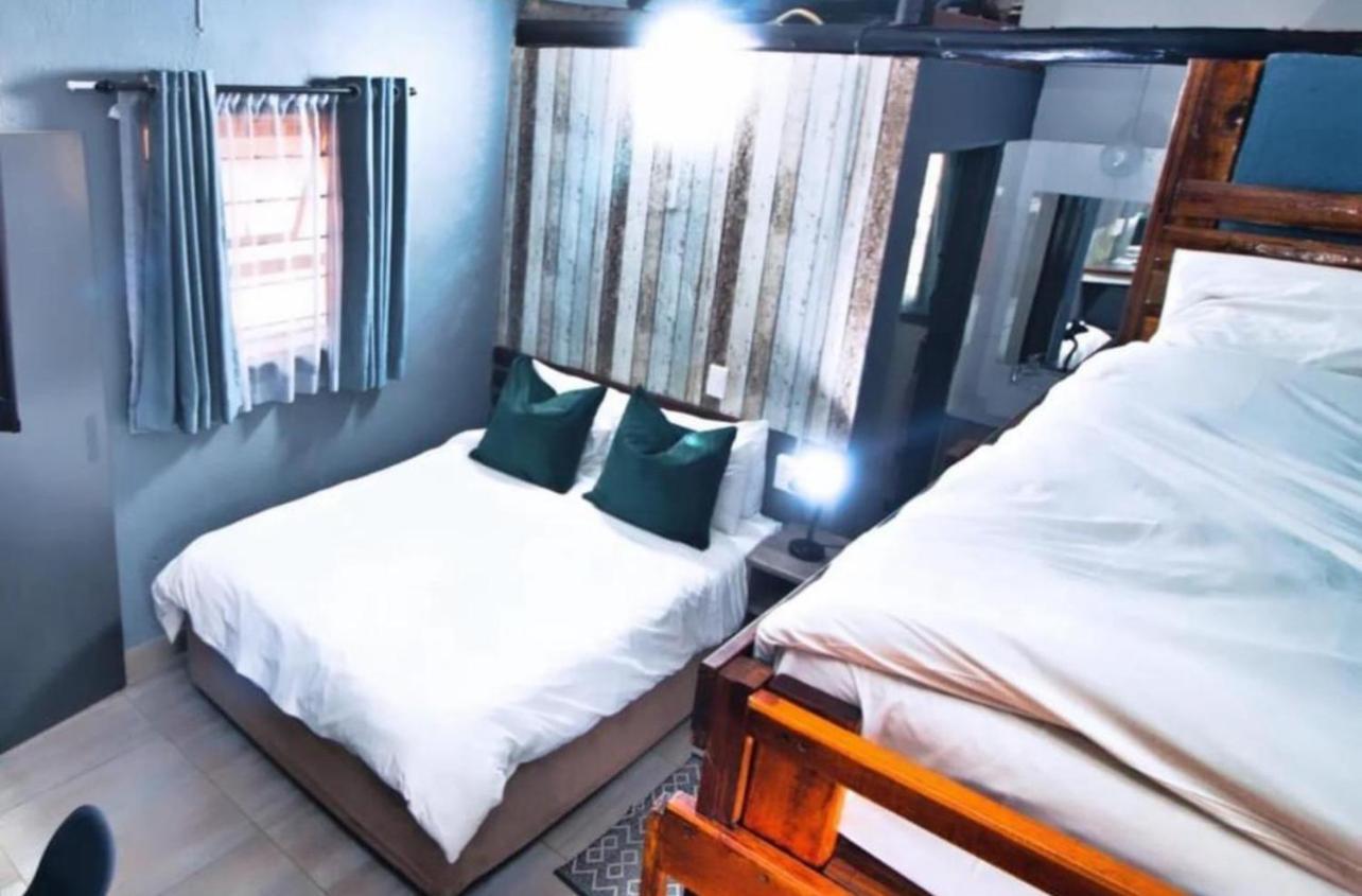 Ndalo Lodge Нелспрёйт Экстерьер фото